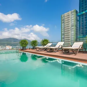 Dolphin And Apartahotel Da Nang